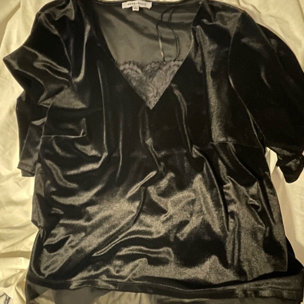 Rose & Olive black “velour” shirt Velvet feel Goth Witchy Dark Academia Trendy